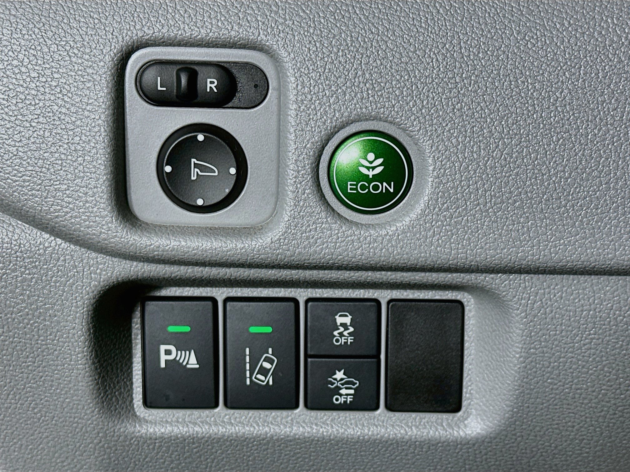 Used 2016 Honda Pilot Touring image 17