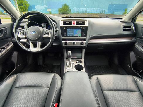 Used 2016 Subaru Outback 2.5i Limited AWD/4WD image 11