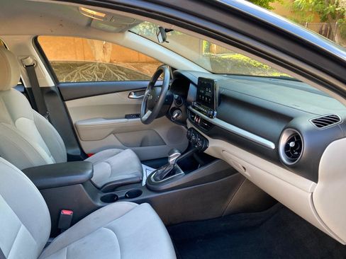 Used 2020 Kia Forte LXS FWD image 50