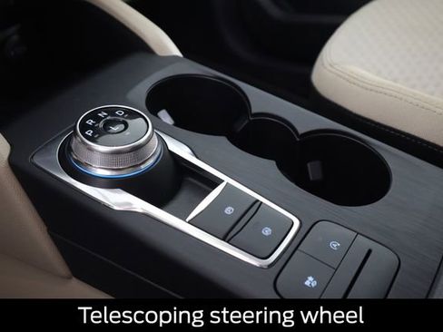 Certified 2022 Ford Escape SE image 53