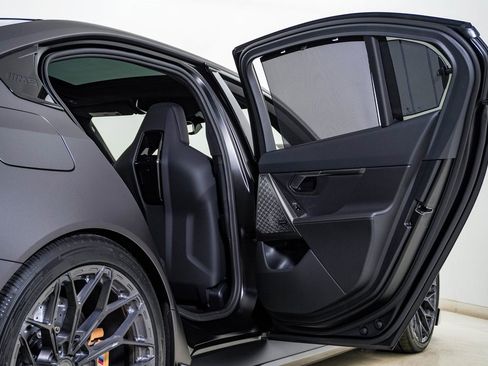 Used 2026 BMW M5 w/ Executive Package image 22