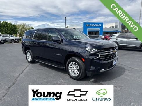 Certified 2024 Chevrolet Suburban LT AWD/4WD image 1