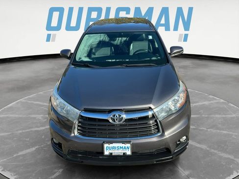 Used 2016 Toyota Highlander Plus image 2