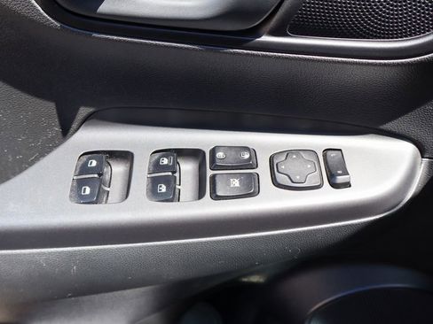 Used 2018 Hyundai Kona SEL AWD/4WD image 32