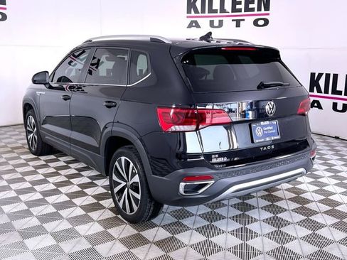 Used 2024 Volkswagen Taos SE image 5