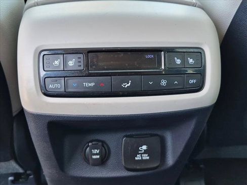 Used 2024 Hyundai Palisade Limited AWD/4WD image 17