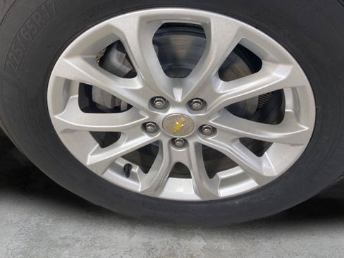 Used 2019 Chevrolet Equinox LT w/ Driver Convenience Package FWD image 21