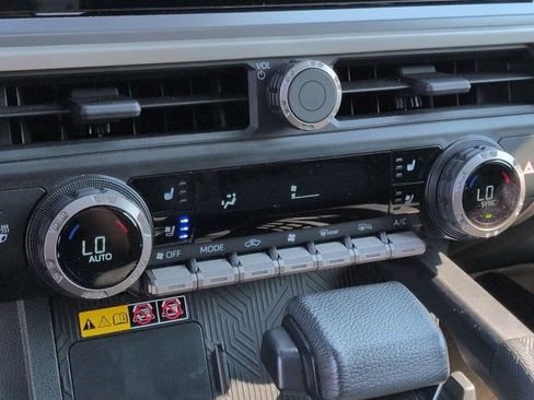 Certified 2024 Toyota Tacoma TRD Off-Road w/ TRD Off Road Premium Package AWD/4WD image 15