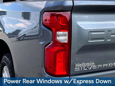 Used 2021 Chevrolet Silverado 1500 LTZ AWD/4WD image 28