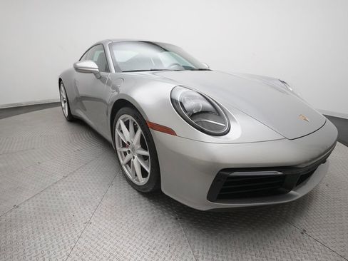 Certified 2024 Porsche 911 Carrera S RWD image 3