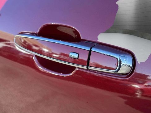 Used 2019 Chevrolet Equinox Premier image 17