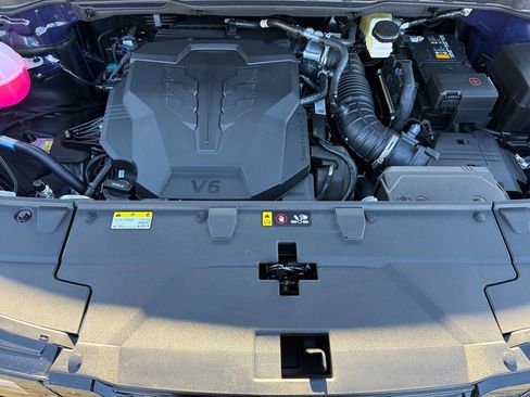 New 2026 Kia Carnival EX FWD image 23