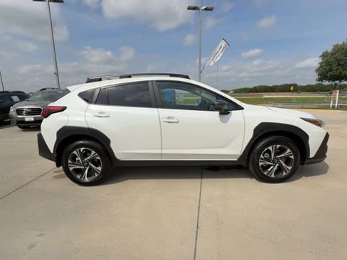 Certified 2026 Subaru Crosstrek 2.0i Premium image 9