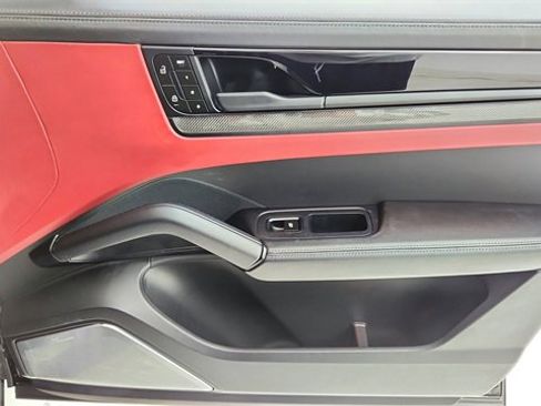 Used 2024 Porsche Cayenne Turbo GT image 24