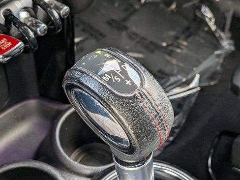 Used 2015 MINI Cooper S image 13