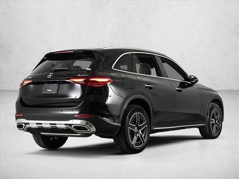Certified 2026 Mercedes-Benz GLC 300 4MATIC image 4