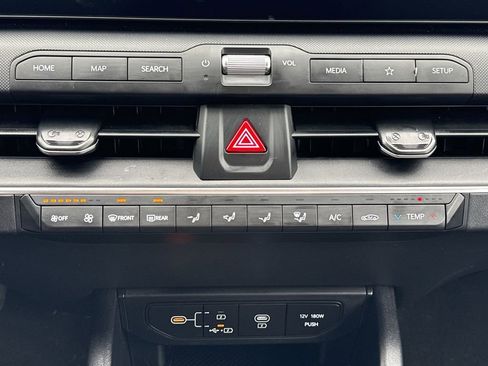 Used 2025 Kia K4 LXS image 16