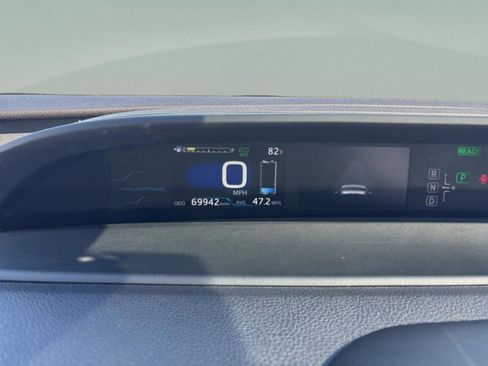 Used 2017 Toyota Prius Prime Advanced w/ Carpet Mat Package FWD image 14