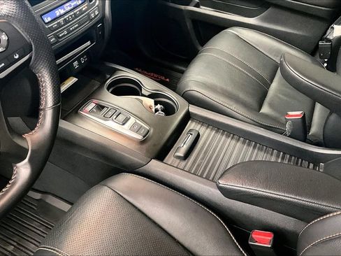 Used 2022 Honda Passport TrailSport image 16