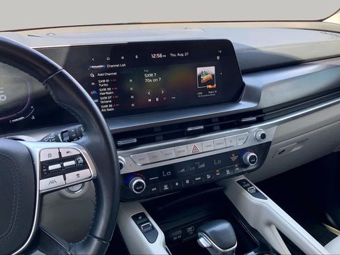 Certified 2023 Kia Telluride S w/ S Sunroof Package FWD image 7