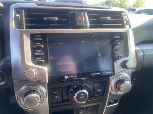 Used 2021 Toyota 4Runner SR5 Premium w/ Moonroof Package AWD/4WD image 23