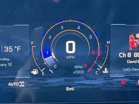 New 2026 Chevrolet Suburban Premier image 15