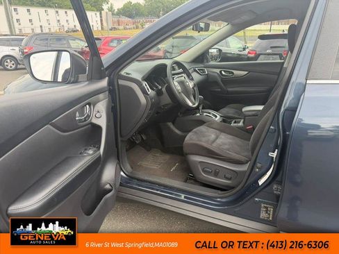 Used 2015 Nissan Rogue SV w/ SV Premium Package AWD/4WD image 9