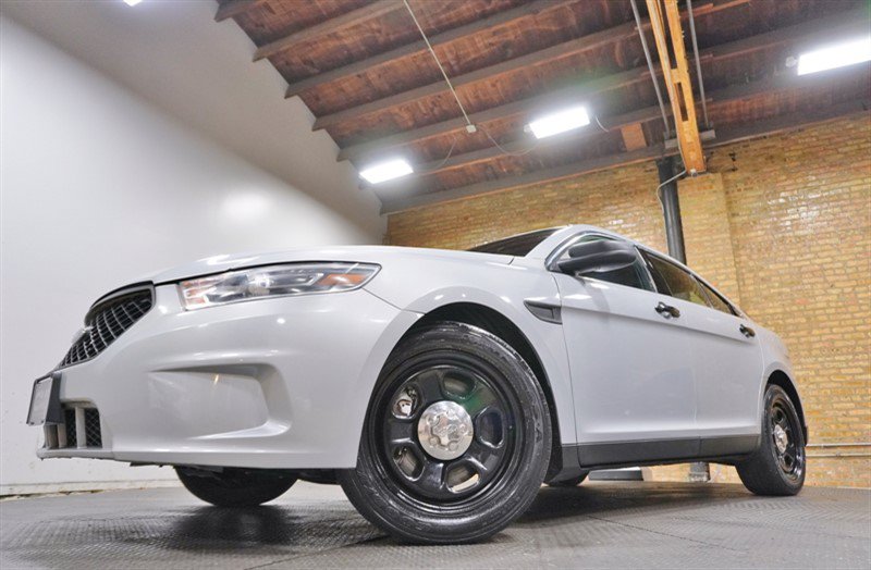 Used 2019 Ford Taurus Police Interceptor AWD w/ Ultimate Wiring Package image 3