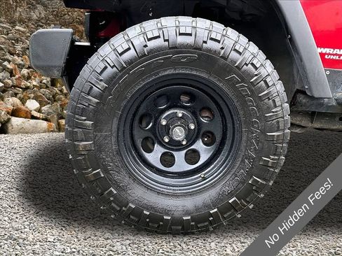 Used 2012 Jeep Wrangler Unlimited Rubicon w/ Connectivity Group AWD/4WD image 9