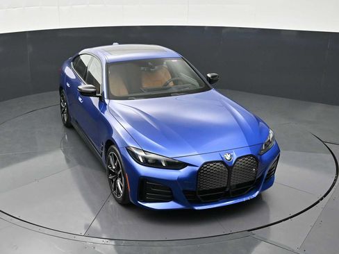 New 2026 BMW i4 eDrive40 w/ M Sport Package RWD image 18