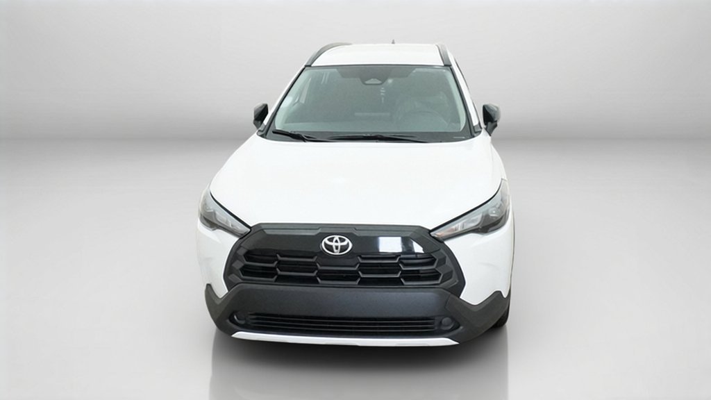 New 2026 Toyota Corolla Cross LE FWD image 2