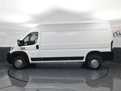 Used 2023 RAM ProMaster 2500 image 2