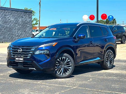 New 2026 Nissan Rogue Platinum w/ Platinum Premium Package AWD/4WD image 2