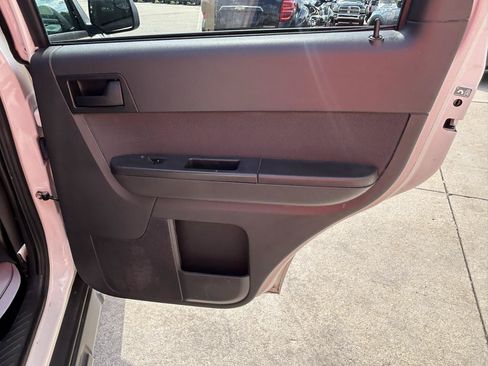 Used 2012 Ford Escape XLT AWD/4WD image 15