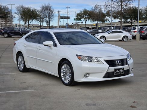 Used 2014 Lexus ES 350 image 2