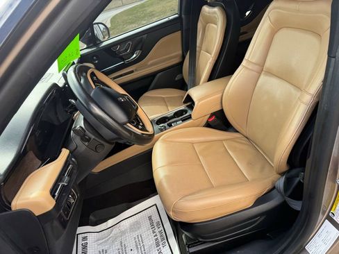 Used 2021 Lincoln Corsair Reserve w/ Equipment Group 201A image 7