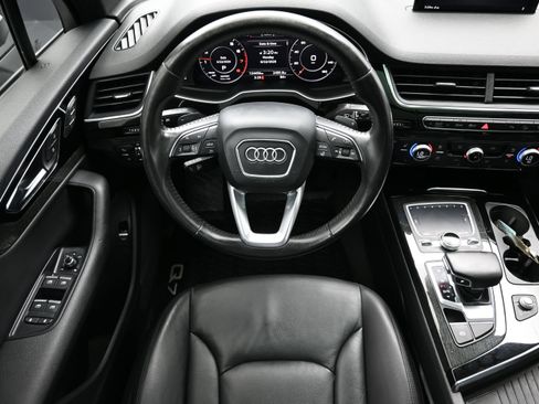 Used 2017 Audi Q7 3.0T Premium Plus w/ Premium Plus Package AWD/4WD image 26