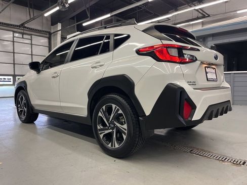 Certified 2024 Subaru Crosstrek 2.0i Premium image 5