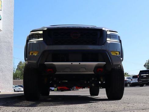 Used 2022 Nissan Frontier Pro-X RWD image 18