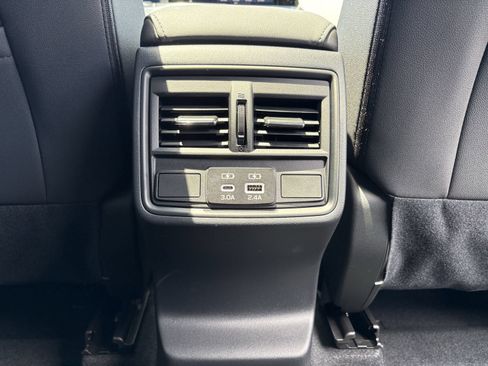 New 2026 Subaru Outback Premium w/ Premium/Limited Package AWD/4WD image 31