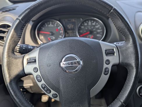 Used 2013 Nissan Rogue SL AWD/4WD image 18