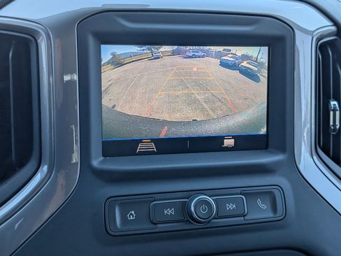 Used 2021 Chevrolet Silverado 1500 Custom image 10