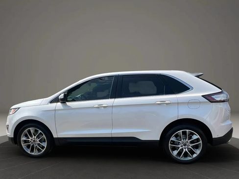 Used 2017 Ford Edge Titanium w/ Equipment Group 302A AWD/4WD image 8