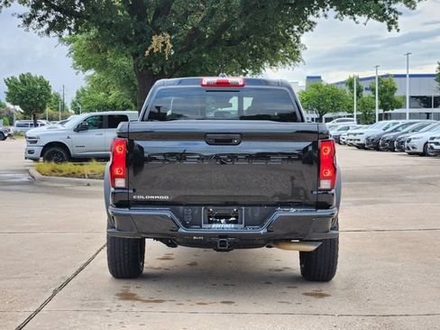 Used 2025 Chevrolet Colorado Trail Boss AWD/4WD image 6