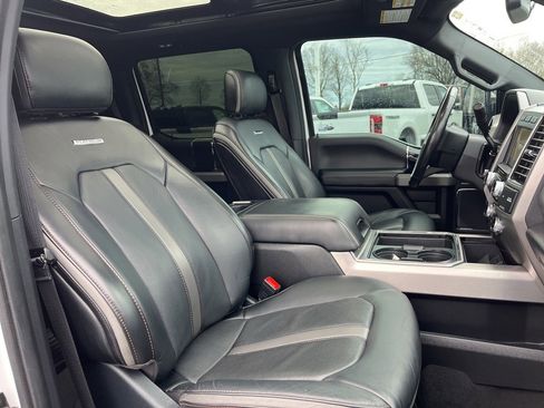 Used 2021 Ford F450 Platinum w/ FX4 Off-Road Package image 15