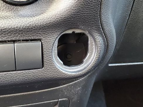 Used 2014 Jeep Wrangler Unlimited Sport w/ Connectivity Group image 30