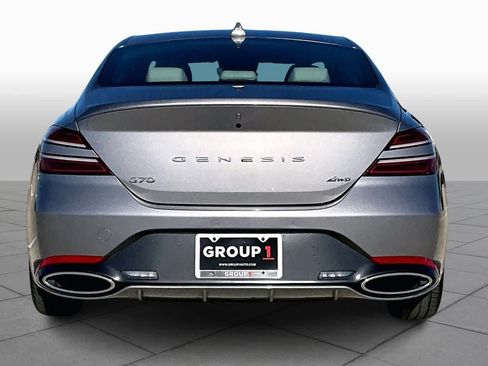 Used 2025 Genesis G70 2.5T image 4