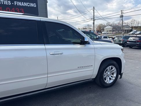 Used 2015 Chevrolet Suburban LTZ AWD/4WD image 12