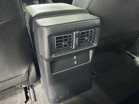 Used 2025 Toyota 4Runner SR5 AWD/4WD image 47