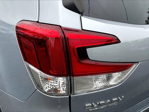 Certified 2022 Subaru Forester Limited image 25